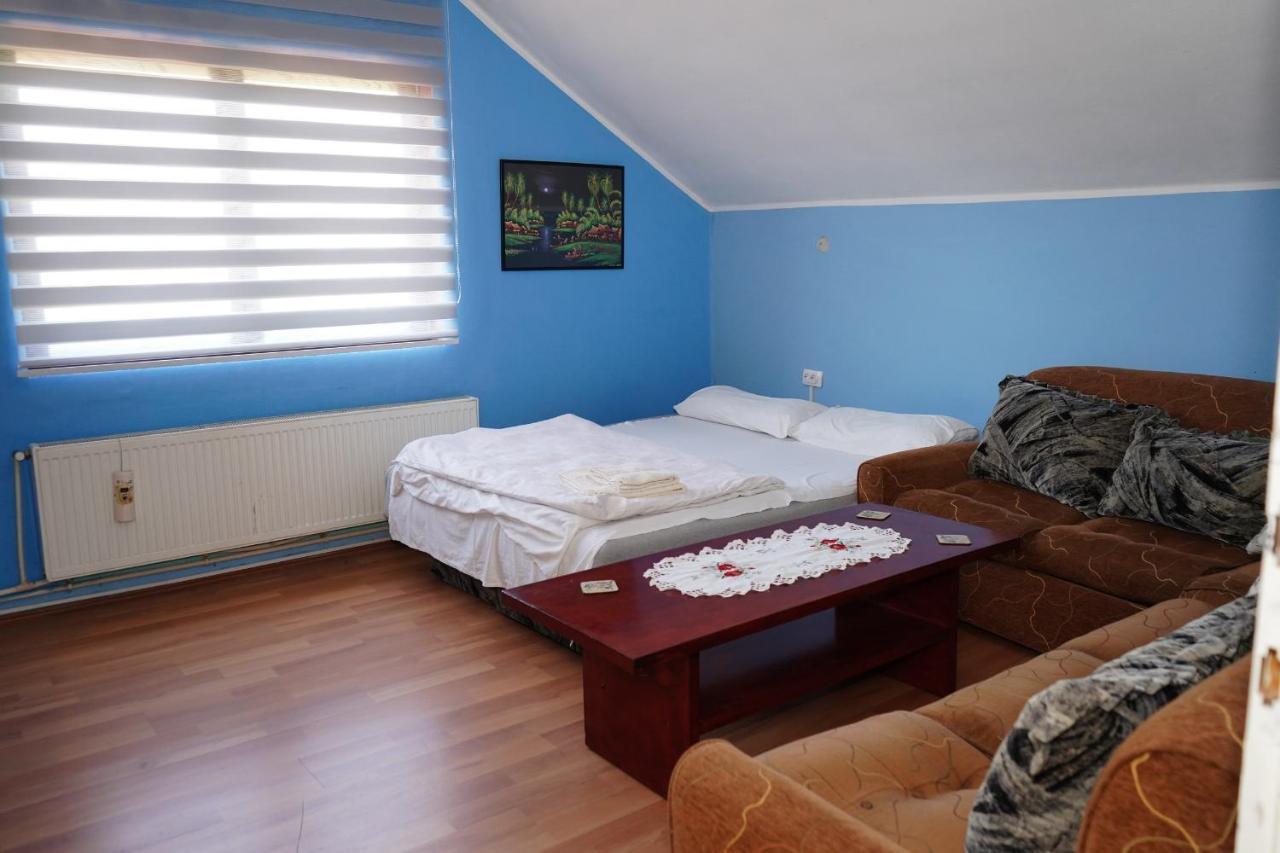 Appartamento Etnobubi Novi Sip Esterno foto