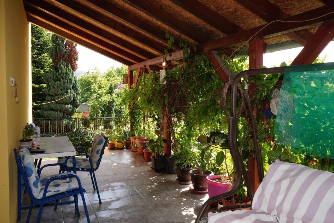 Appartamento Etnobubi Novi Sip Esterno foto
